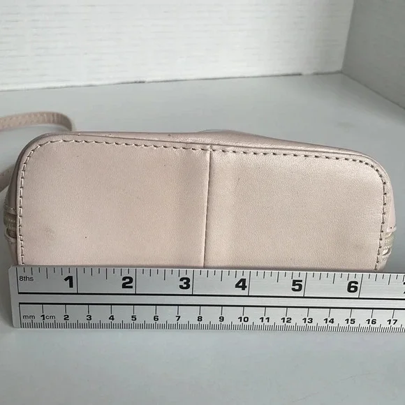 Vera Pelle light pink cross body purse - Picture 6 of 11